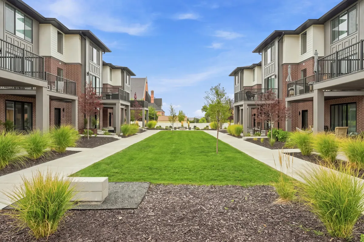 Ogden City Townhomes — central landscaped courtyard