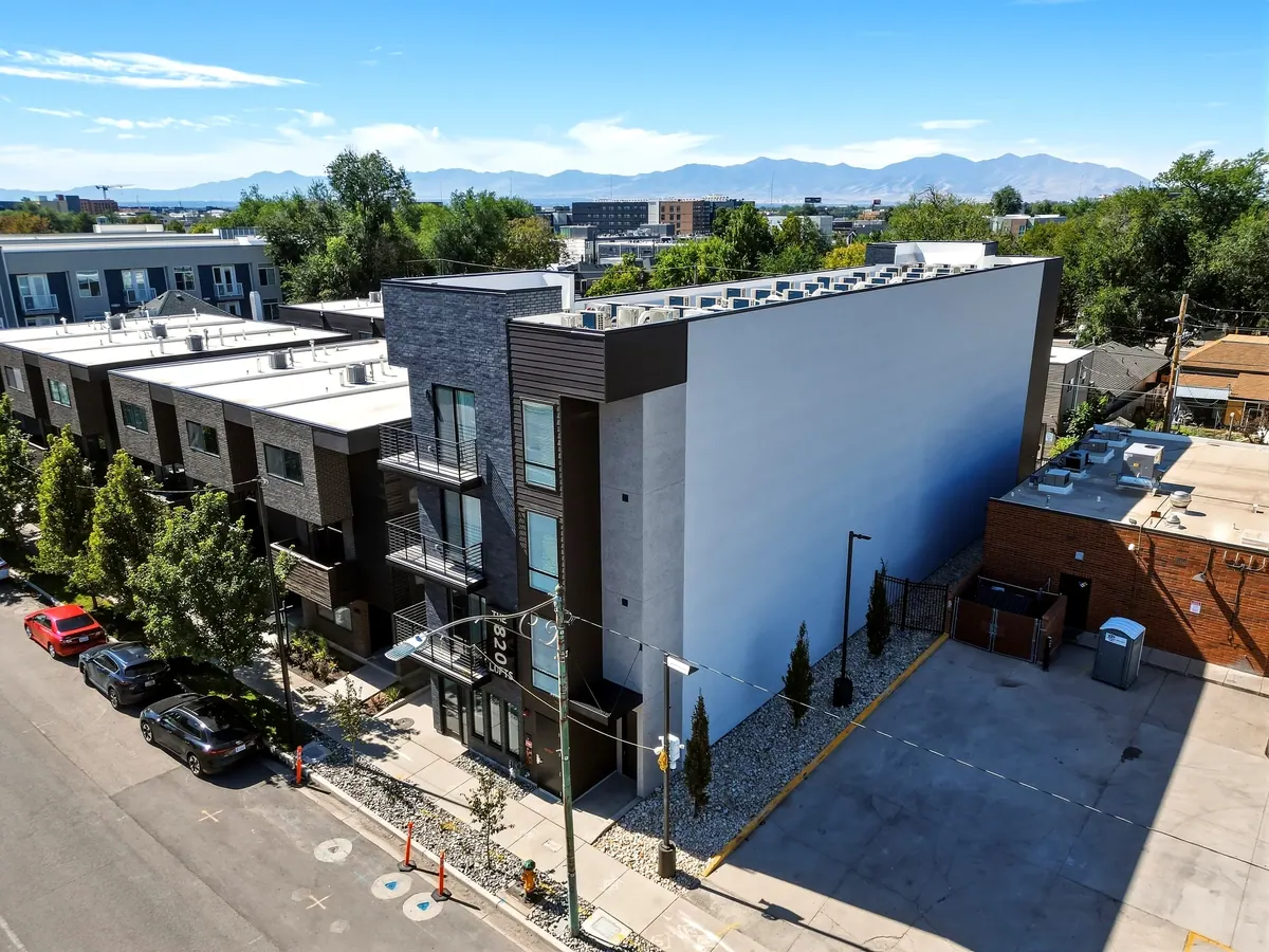 Elevated view of 820 Lofts exterior and surrounding neighborhood