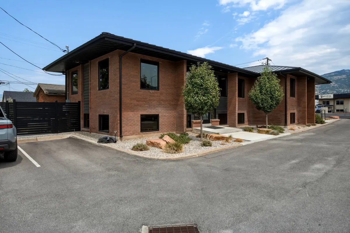 Bountiful Office Remodel — office building and landscaping