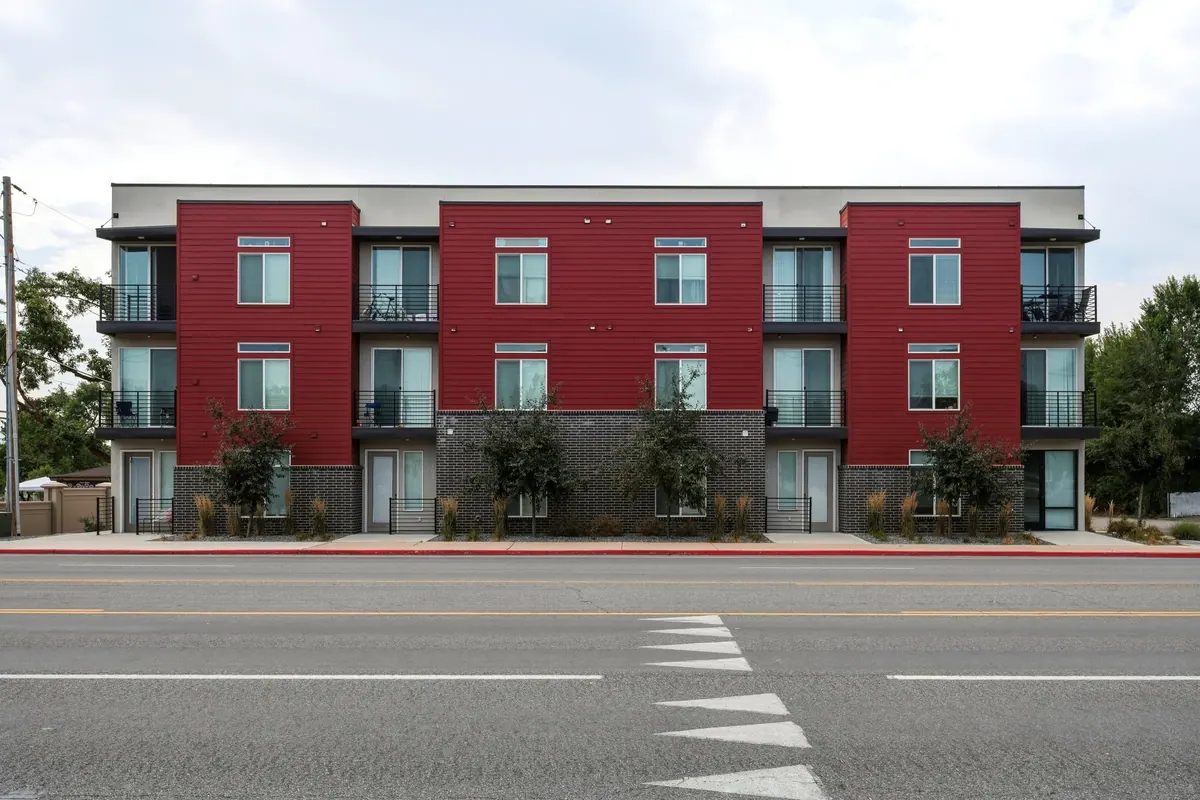 Studios On Gordon — front elevation across street