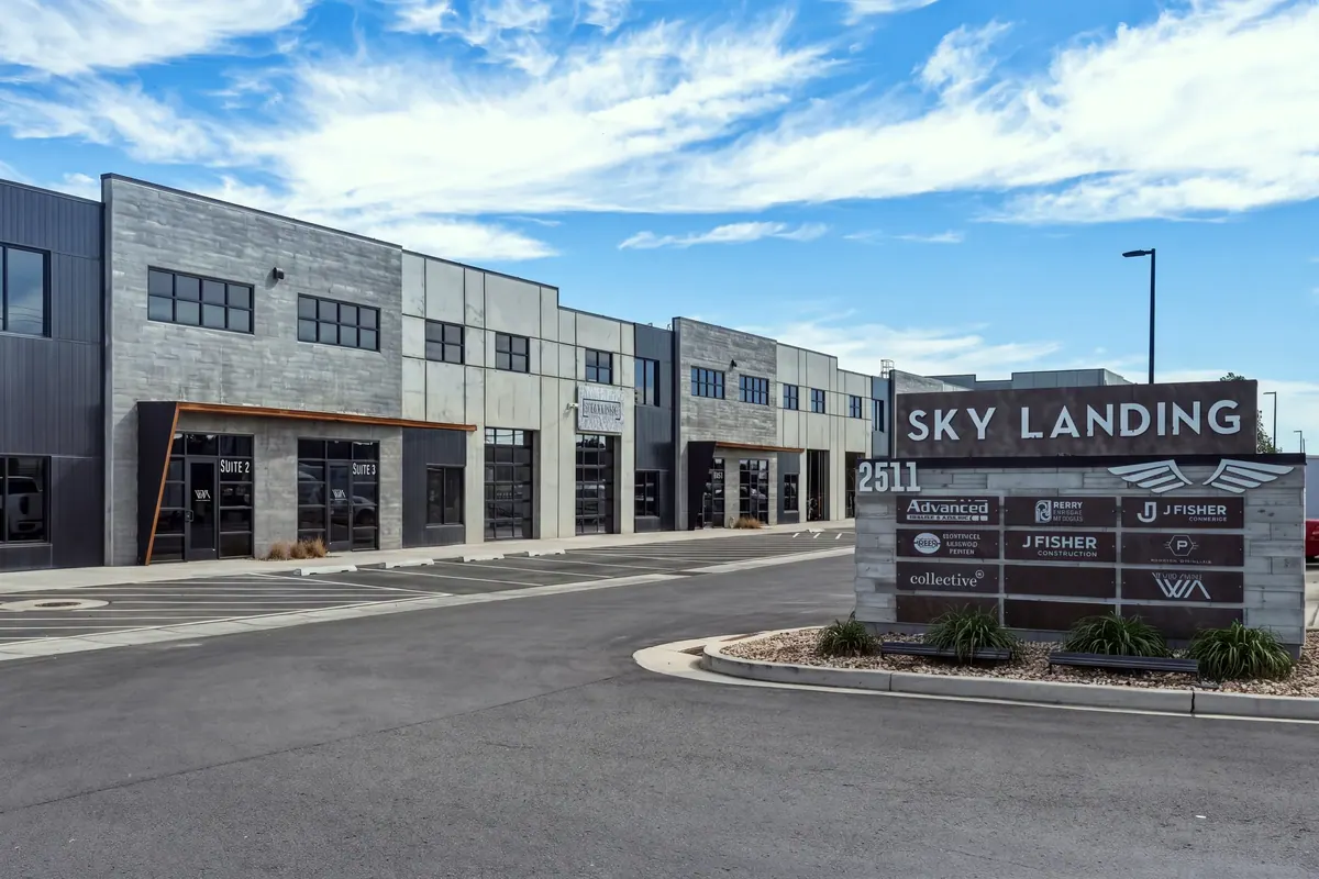 Sky Landing monument sign in front of the flex warehouse buildings and internal drive aisle