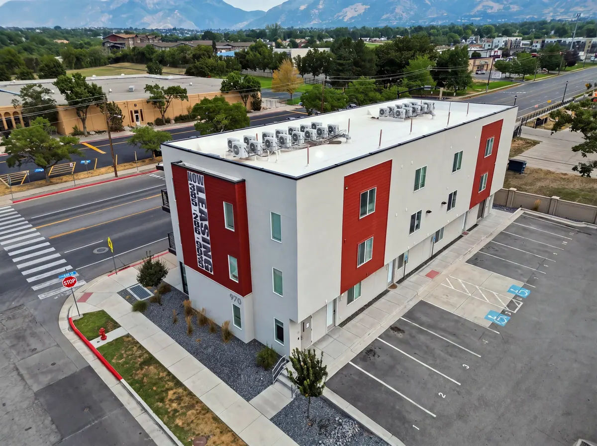 Studios On Gordon — aerial site and parking view